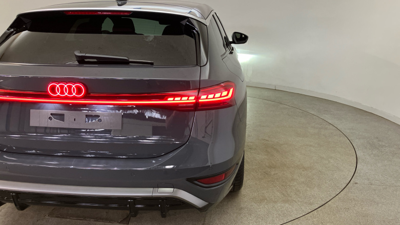 Audi A6 210kW 83kWh S Line 5dr Auto Electric Estate